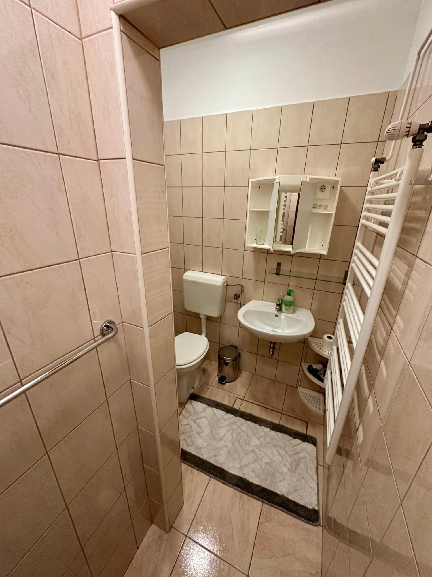 בובק Apartments And Rooms Tajcr מראה חיצוני תמונה