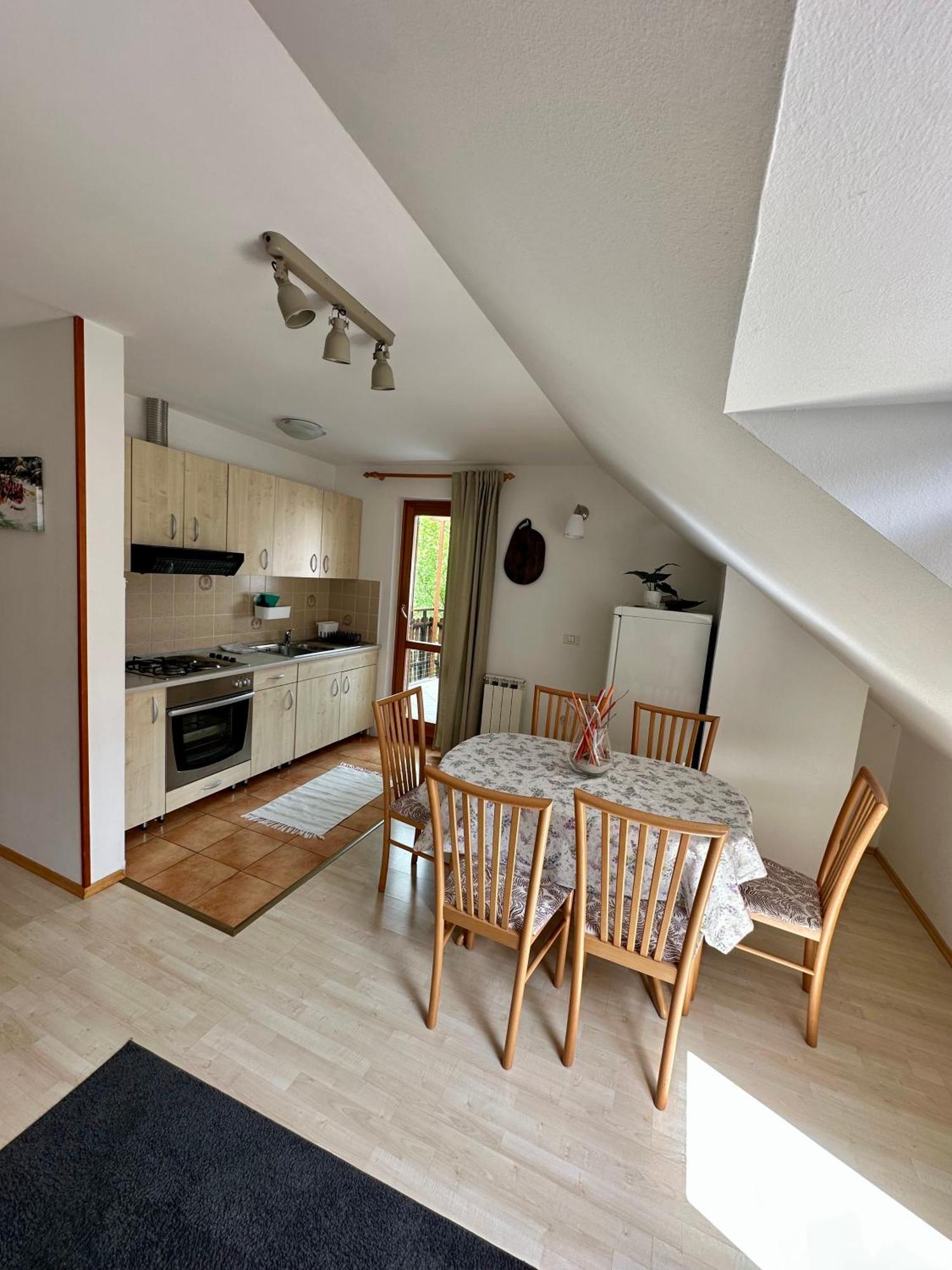 בובק Apartments And Rooms Tajcr מראה חיצוני תמונה