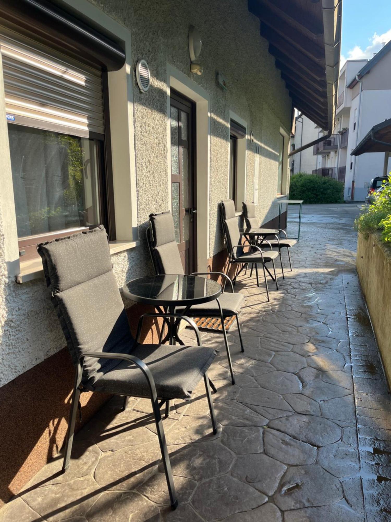 בובק Apartments And Rooms Tajcr מראה חיצוני תמונה