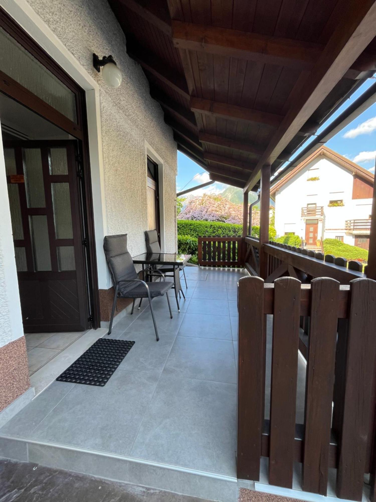בובק Apartments And Rooms Tajcr מראה חיצוני תמונה