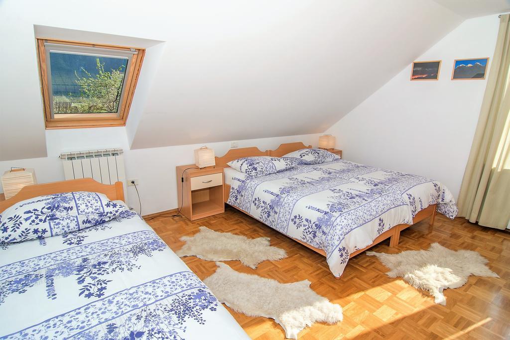 בובק Apartments And Rooms Tajcr מראה חיצוני תמונה