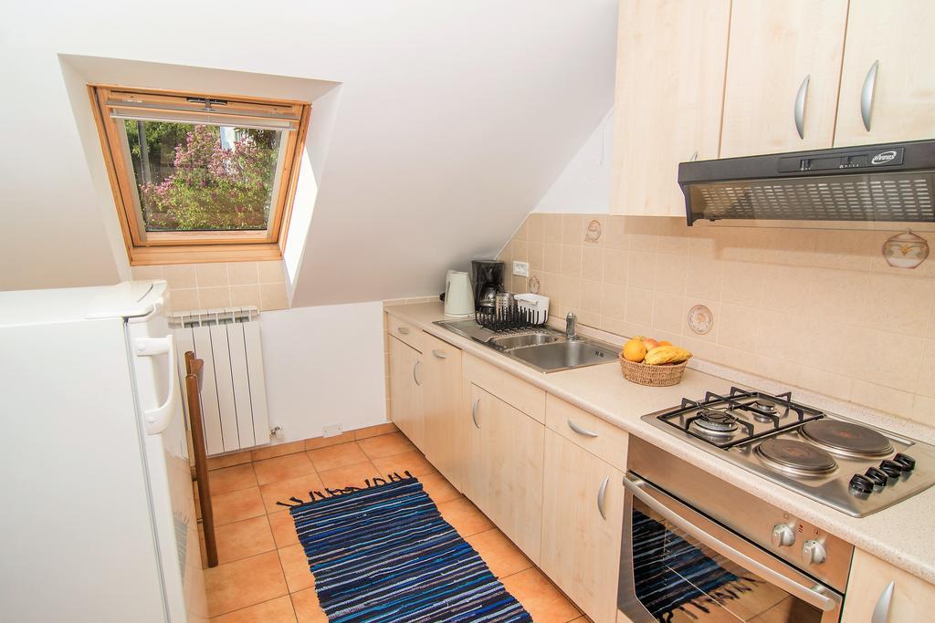בובק Apartments And Rooms Tajcr מראה חיצוני תמונה