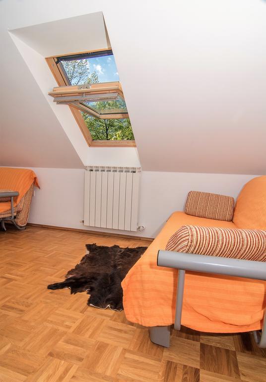 בובק Apartments And Rooms Tajcr מראה חיצוני תמונה