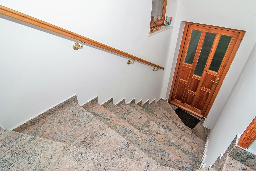 בובק Apartments And Rooms Tajcr מראה חיצוני תמונה